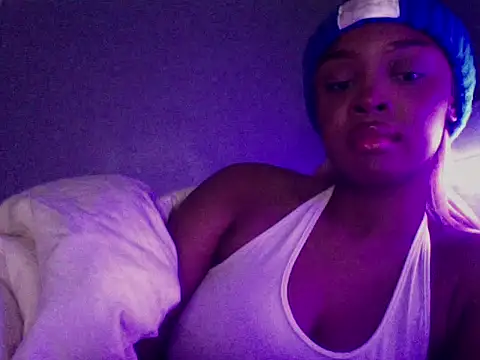 LuckyTonightx's cam snapshot