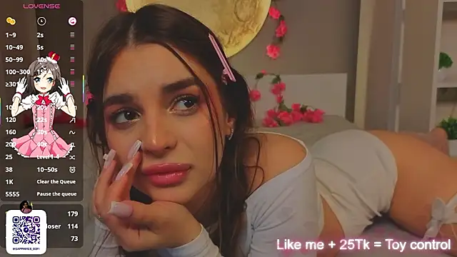 LauraHansil's cam snapshot