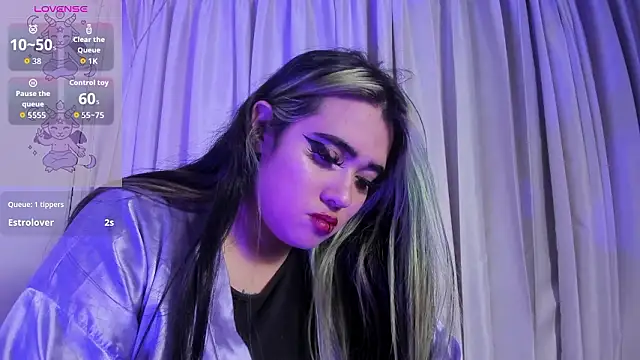 Lilith_Zenith_'s cam snapshot