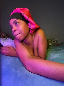 TheRealOshunQueen's cam snapshot