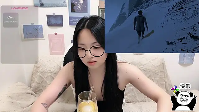 LiLiYbaby's cam snapshot