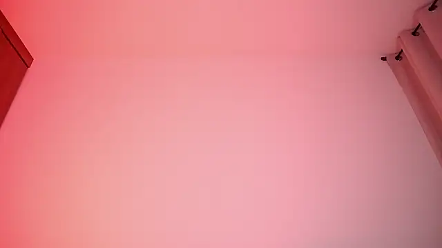 petitevictoria's cam snapshot