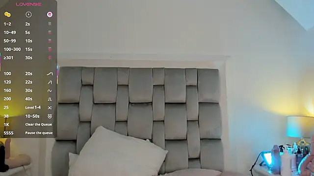 cathalina_ortiz's cam snapshot