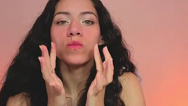 daniela_rivasthl's cam snapshot