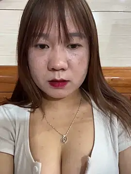 Liness101's cam snapshot