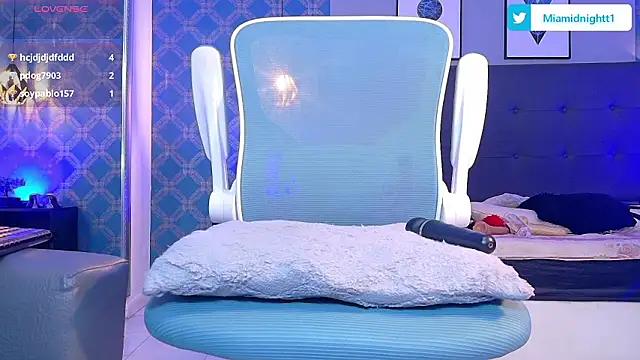 MiaMidnnightt's cam snapshot