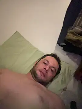 Carlosmauricio123 live sex cam