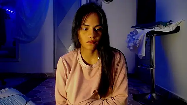 Samara_Homescapes's cam snapshot