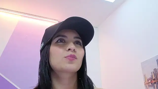 Analuciaa_'s cam snapshot