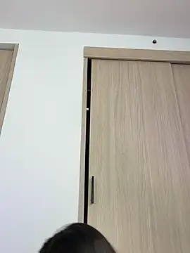 oficialaura's cam snapshot