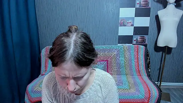 pa1e_pr1ncess's cam snapshot