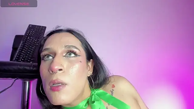 stephany_doll_'s cam snapshot