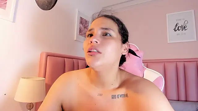 TIFFANY_GLOW__'s cam snapshot