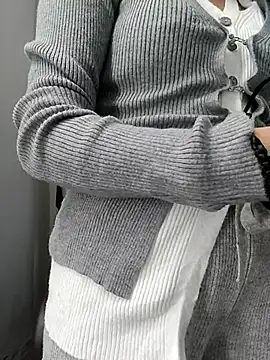 Ruhi_07's cam snapshot