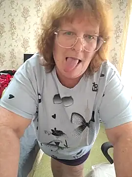 TATSI23 live sex cam