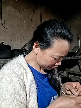 miomio-12's cam snapshot