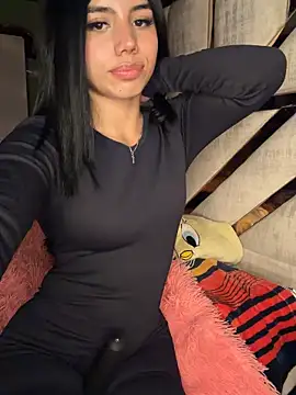 Laura-Khalifa's cam snapshot