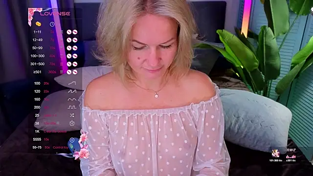 AssolMonet's cam snapshot