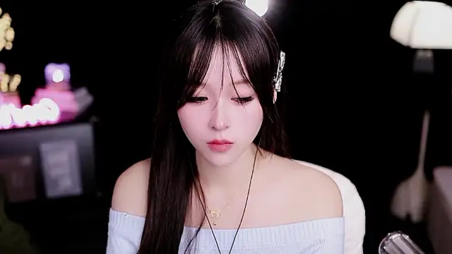 coward_by live sex cam