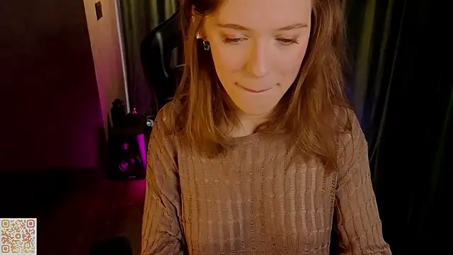 emmasday's cam snapshot