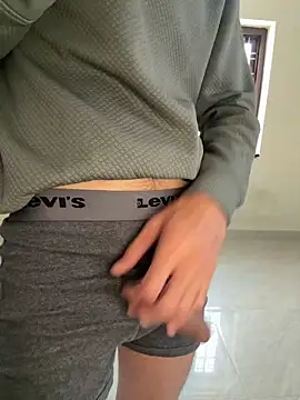 Hyderabadhunk's cam snapshot