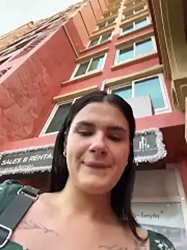 MiraReach live sex cam