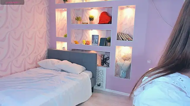 FloraDobb live sex cam