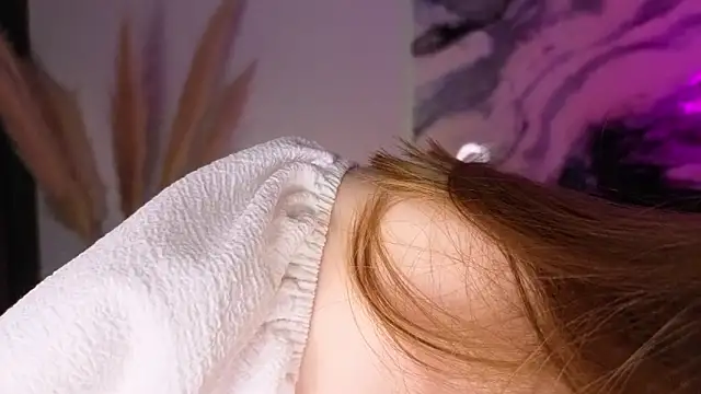 pienaple's cam snapshot