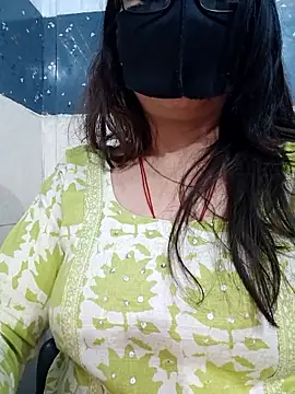 Aishwaryaa_69's cam snapshot