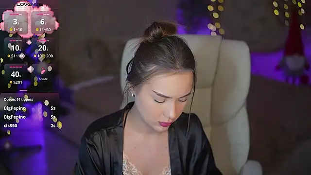 OliviaMoore_'s cam snapshot