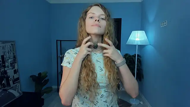 RayaNenlia's cam snapshot