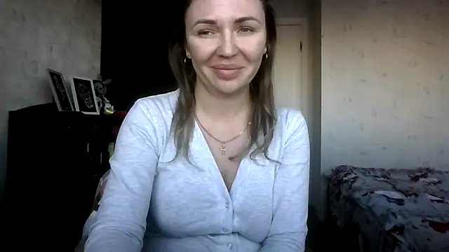 AngelinaLove28's cam snapshot