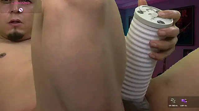 chino_roz live sex cam