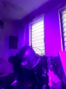 Crystalbitchx live sex cam