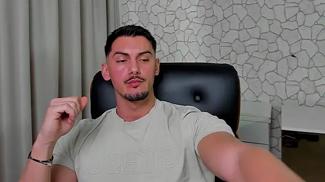 ClintMasters's cam snapshot