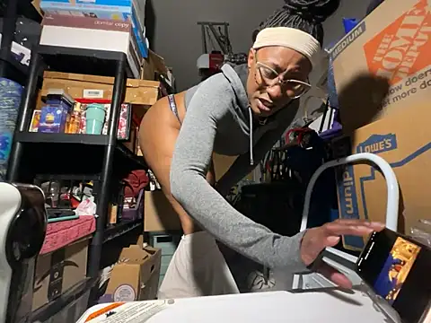 wynterheat live sex cam