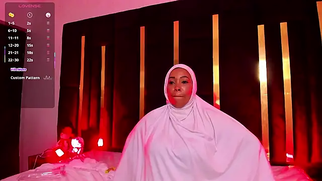 Helen_Camila live sex cam