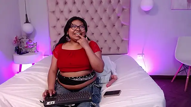 Kiri_Black_'s cam snapshot