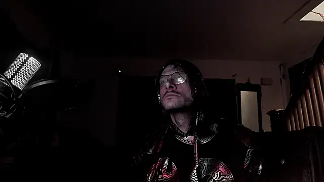 MasterDaddyCool's cam snapshot