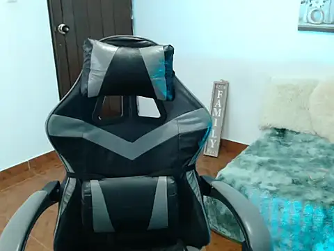 Masterlucian live sex cam