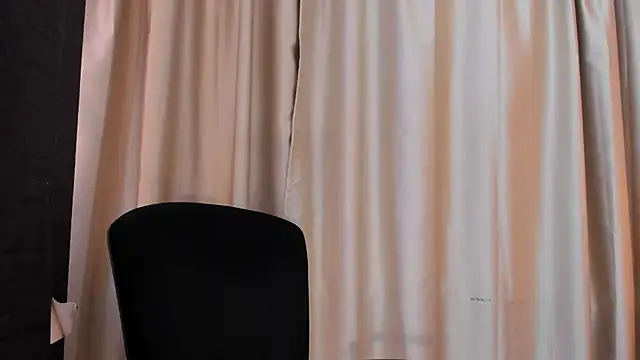 cleeo_nile's cam snapshot