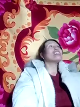 Gummiesu live sex cam