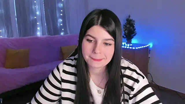 KisaModel's cam snapshot