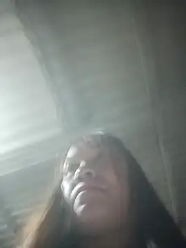 cutebobi's cam snapshot