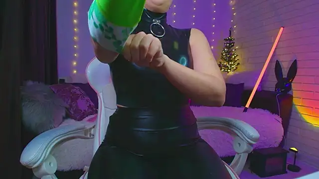 pepper_cat_'s cam snapshot