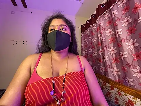 LouleyRanii's cam snapshot