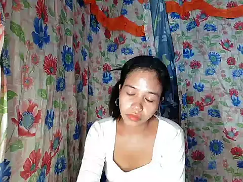 PinaySkinnyGirl's cam snapshot