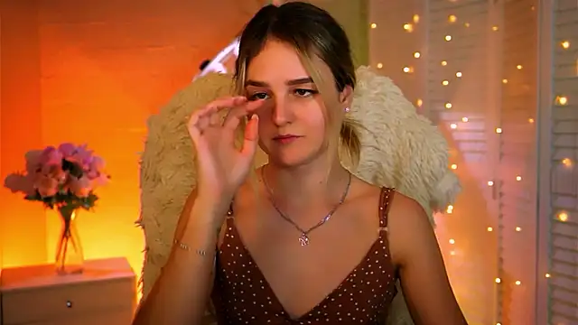 DeboraLarson's cam snapshot