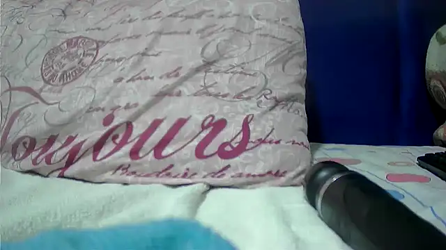 Cherrydollx's cam snapshot