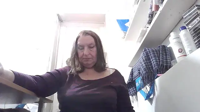 AnnaLive570's cam snapshot